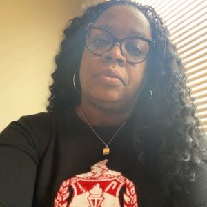 Meet your Posher, Kimberly